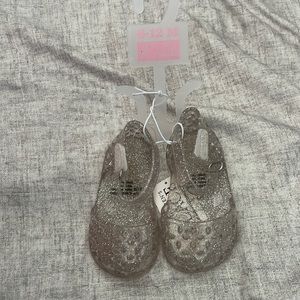 💫The Childrens place Jellies size 6-12m💫